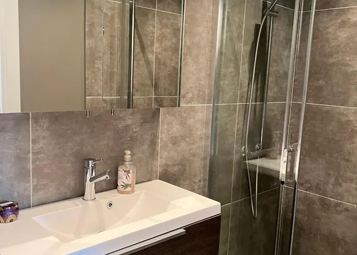 Large With Garden And Beautiful Sea View *